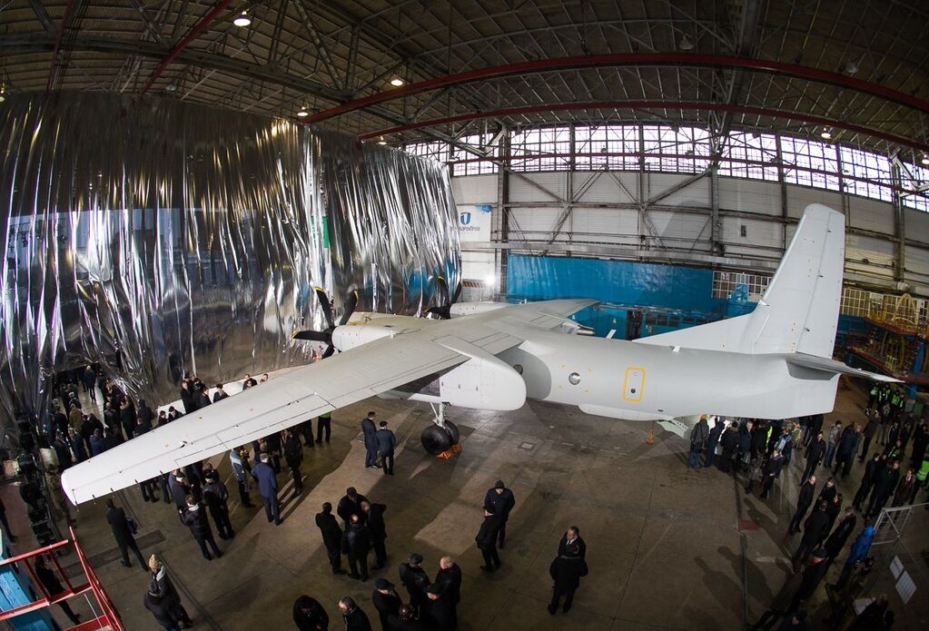 "Антонов" представив новий літак: з'явилися приголомшливі фото і відео