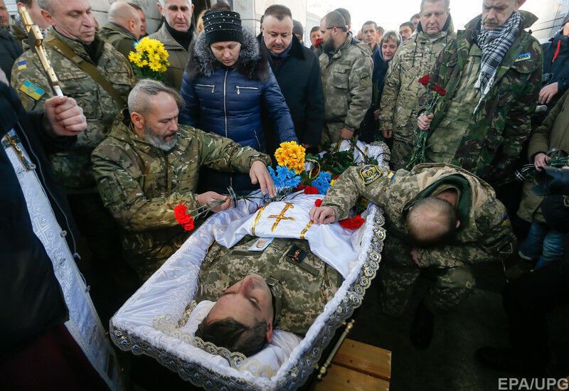 Трагическая смерть: в Киеве попрощались с бойцом, который погиб на Светлодарской дуге