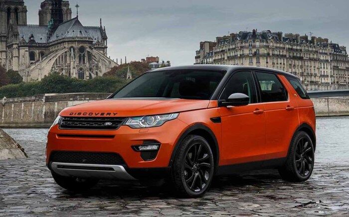 Компактная спортивнаяверсия большого внедорожника Land Rover Discovery.