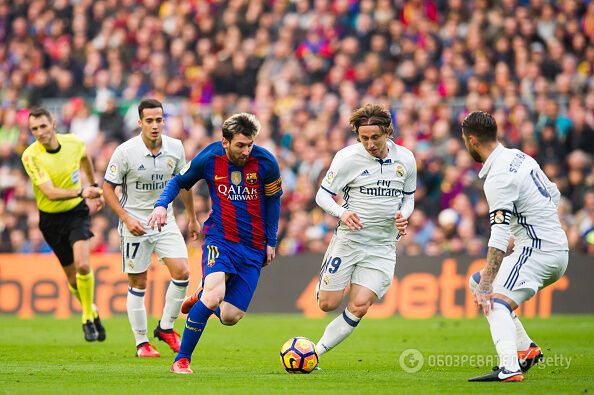 "Барселона" драматично упустила победу над "Реалом" в чемпионате Испании по футболу