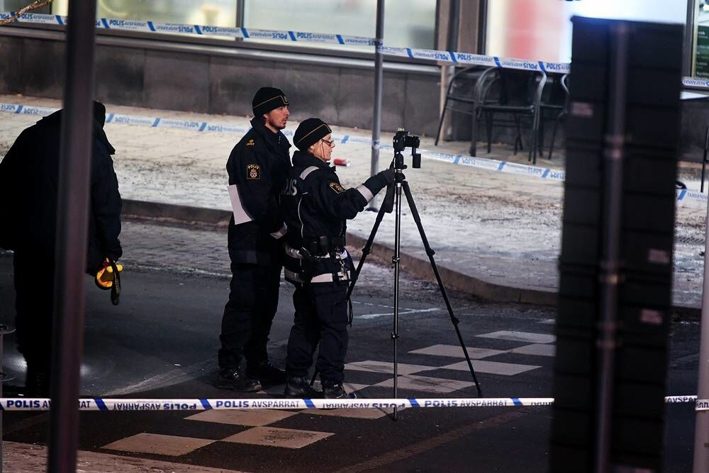 У кафе в Стокгольмі розстріляли відвідувачів: є жертви