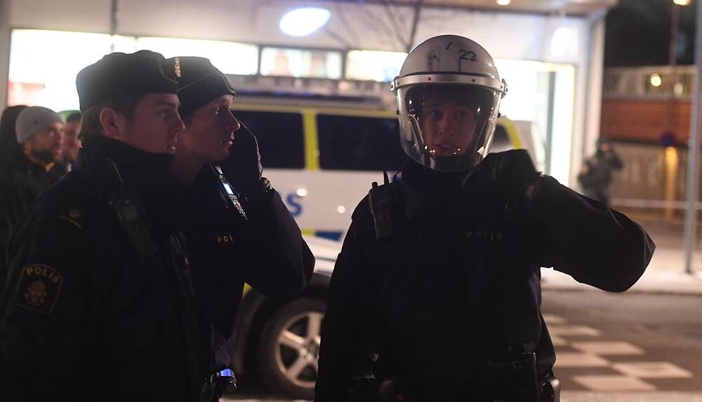 У кафе в Стокгольмі розстріляли відвідувачів: є жертви