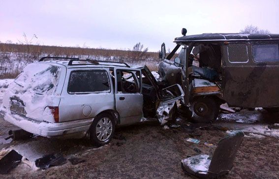 Машины всмятку: на Донбассе произошло серьезное ДТП