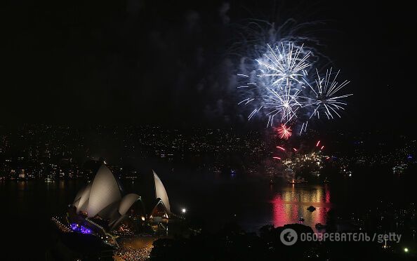 2017-й на календаре: где мир уже встретил Новый год. Опубликованы фото