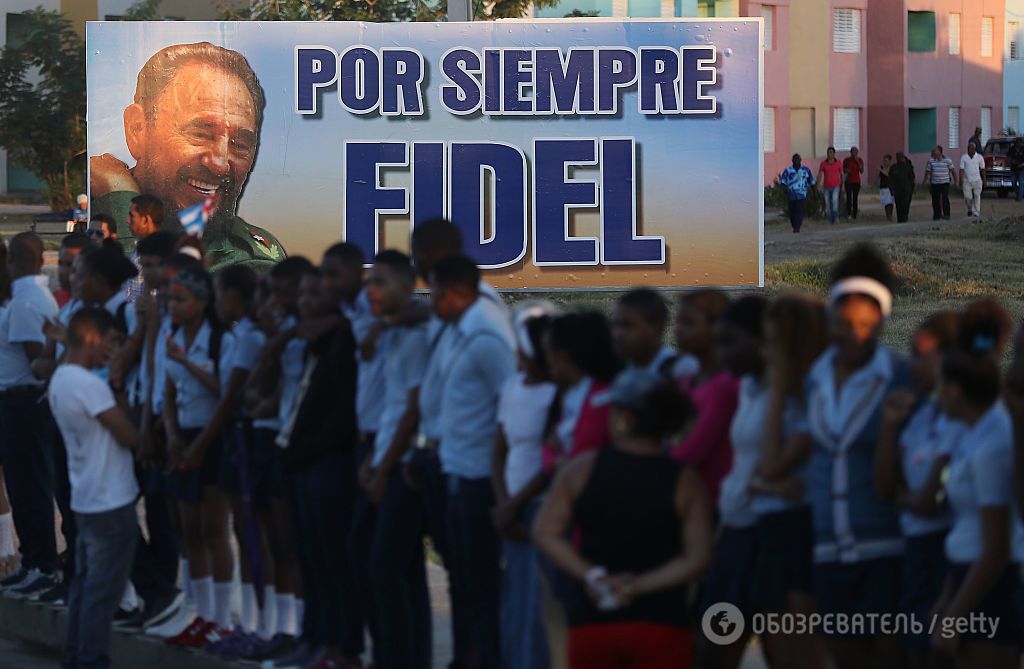 На Кубі поховали Фіделя Кастро: фоторепортаж