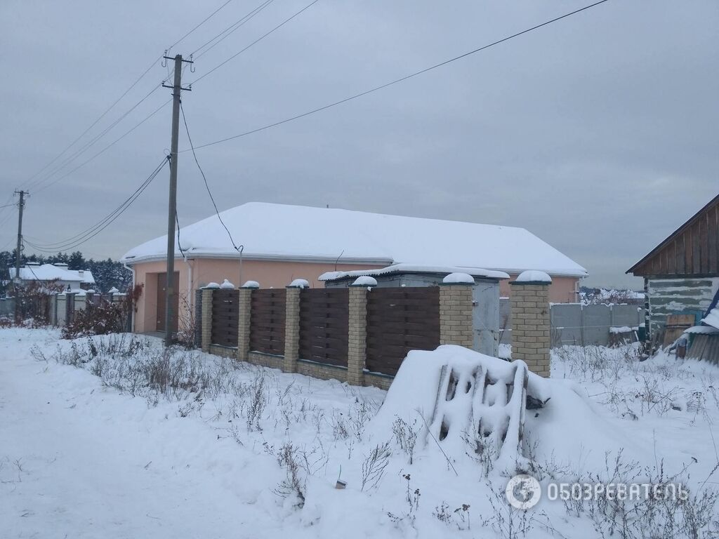 Появились новые фото с места смертельной перестрелки полиции под Киевом