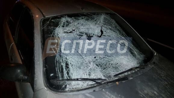 В Киеве автомобиль сбил насмерть пешехода