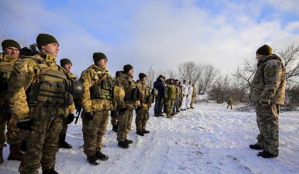 Порошенко проінспектував позиції сил АТО на передовій: опубліковані фото і відео