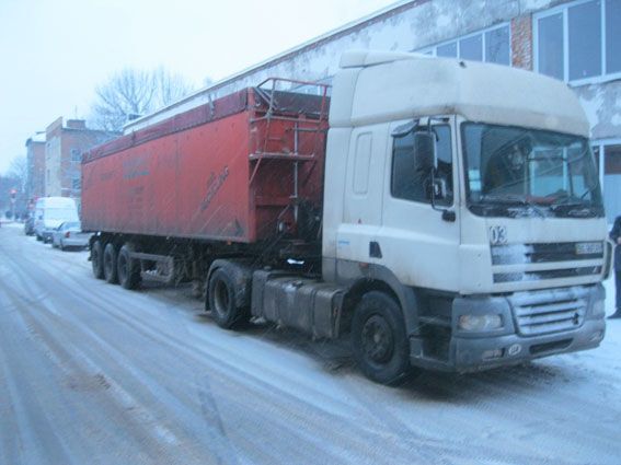 Львівські відходи дісталися до Сумщини: "сміттєвий скандал" набирає обертів