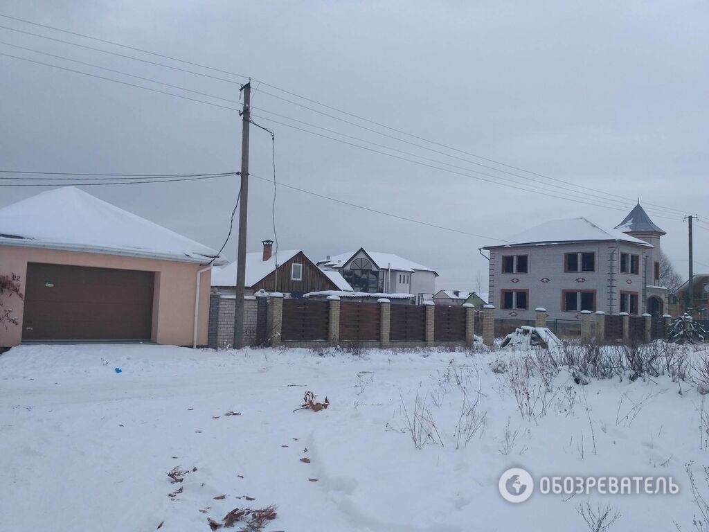 З'явилися нові фото з місця смертельної перестрілки поліції під Києвом