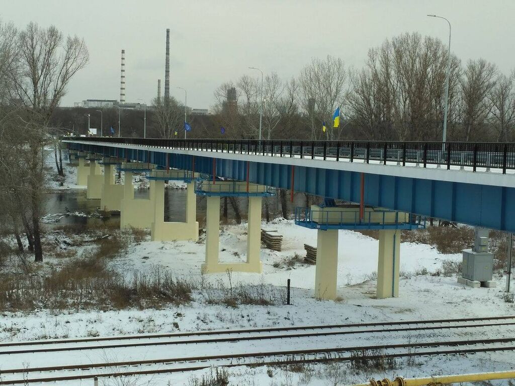 Восстановление Донбасса: на Луганщине отстроили уничтоженный мост. Фотофакт