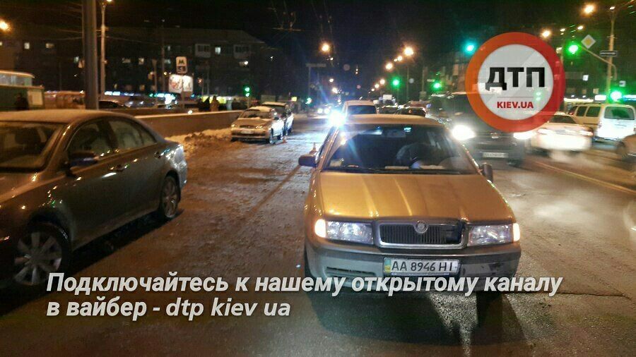 ДТП с детьми в Киеве: девочку-пешехода забрали в реанимацию