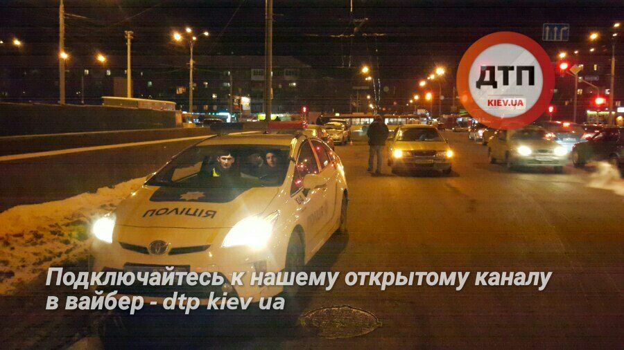 ДТП с детьми в Киеве: девочку-пешехода забрали в реанимацию