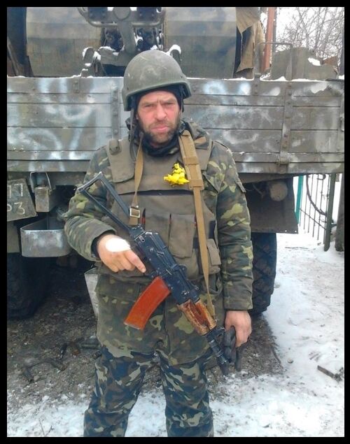 Подивіться їм в очі: в мережі показали фото українських бійців, вбитих в листопаді на Донбасі 