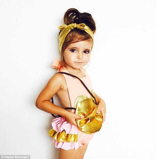 Двухлетняя модница стала звездой Instagram: яркие фото мини-модели