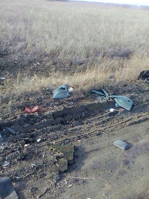 На Донбассе подорвался гражданский автобус: есть жертвы