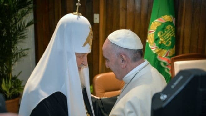Папа Римський вперше зустрівся із Патріархом всія Русі: опубліковані фото