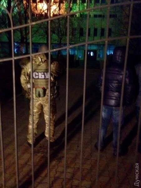 Прокуратура и СБУ провели обыск в здании полиции в Одессе: опубликованы фото