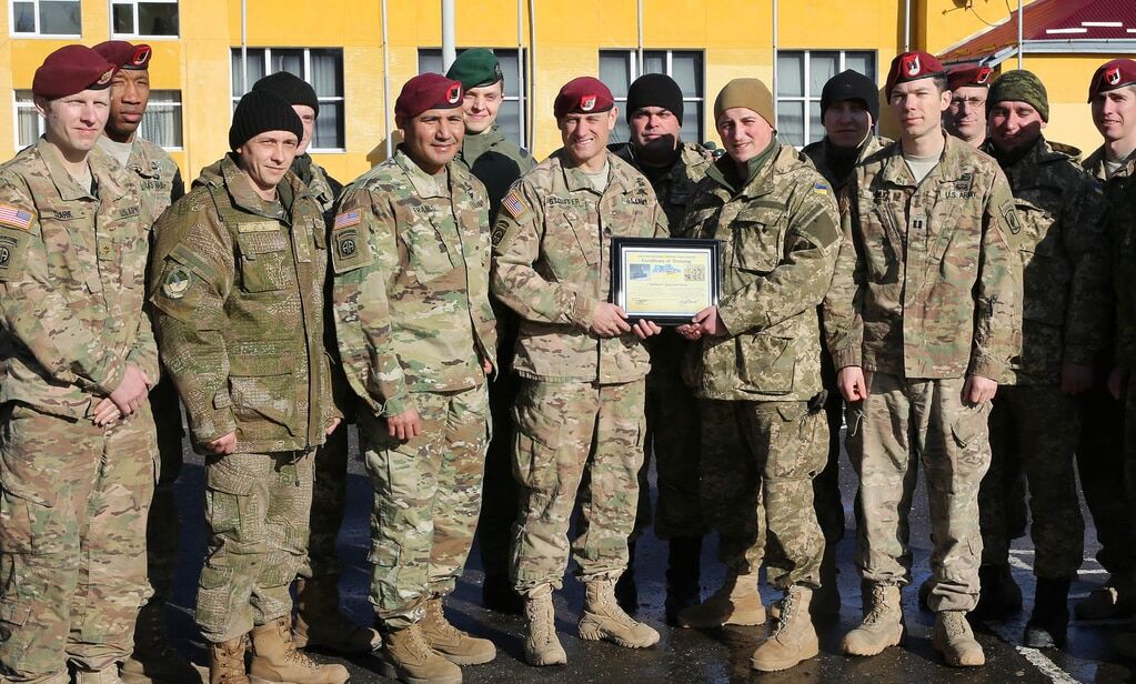 Первый батальон ВСУ завершил подготовку по стандартам НАТО: опубликованы фото