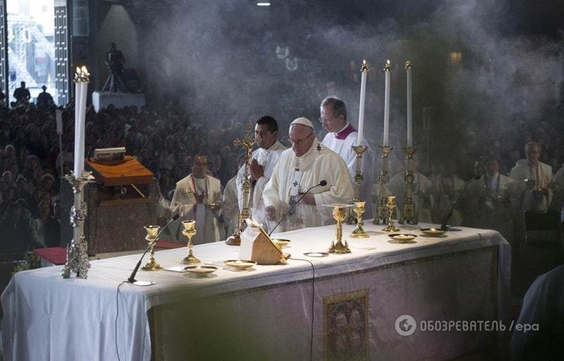 Папа Римский отслужил мессу в Мехико для тысяч верующих: опубликованы фото