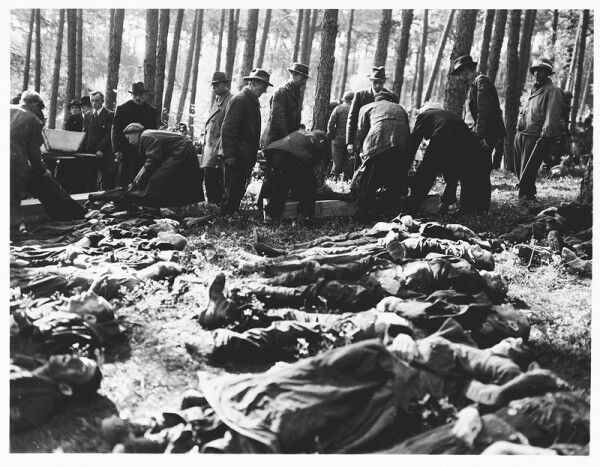 Элемент денацификации – как немцы хоронили жертв нацизма