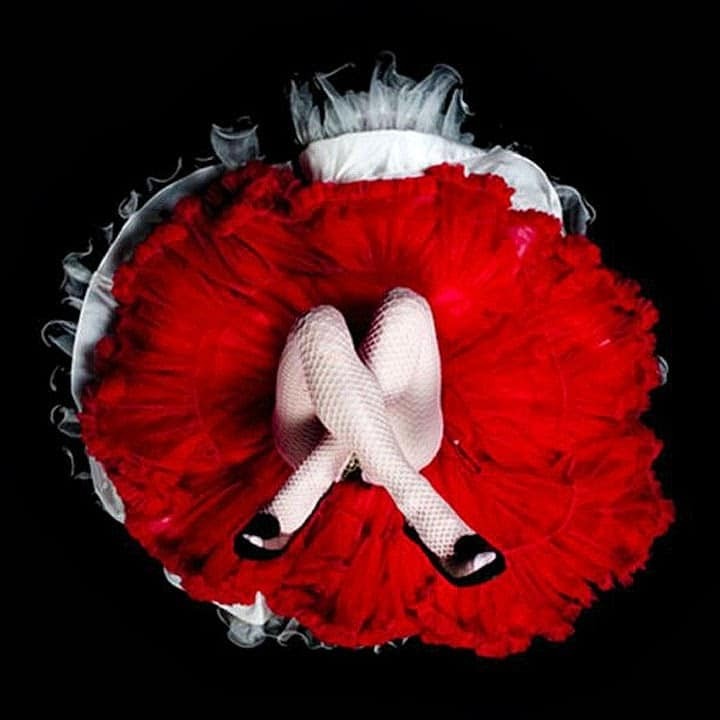 Обычное в необычном ракурсе: потрясающие юбки-цветы