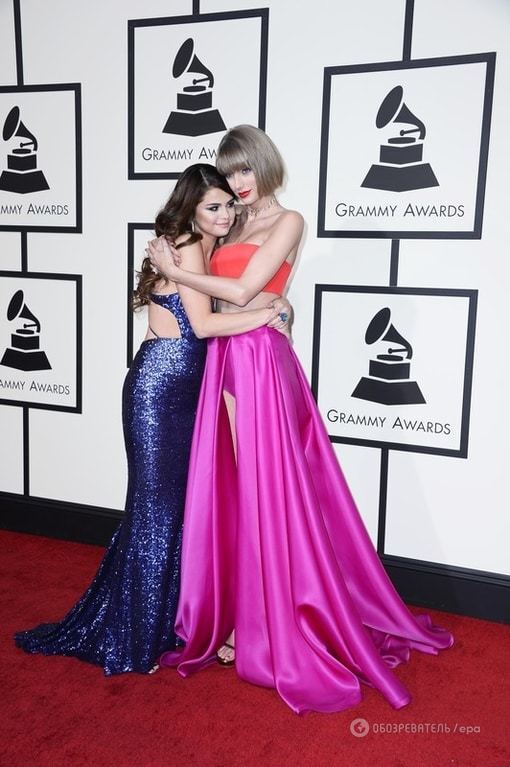 Grammy 2016: Селена Гомес располнела и обнажила бюст