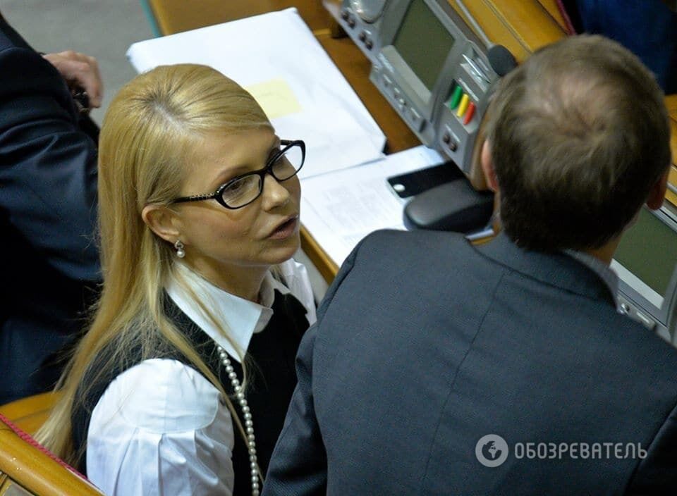 Арсеній, до відповіді: Тимошенко приміряла новий чорно-білий образ