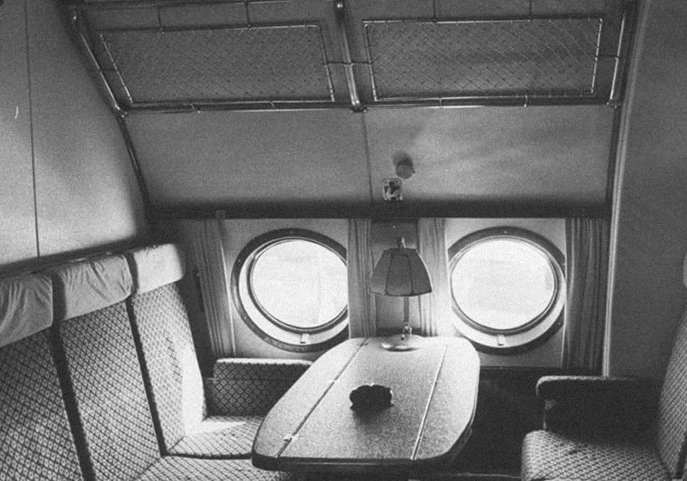 Туризм в СССР: как летали в первом классе самолета советские люди