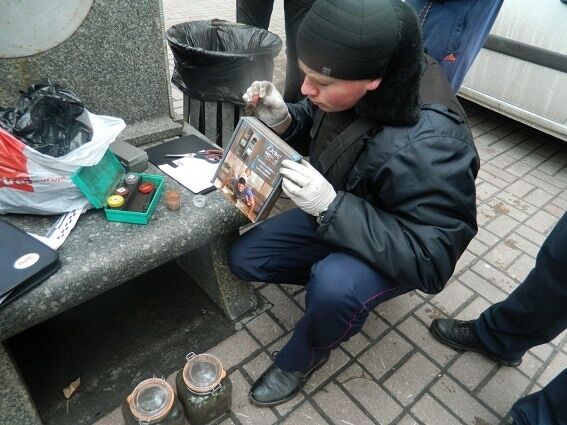 Все при себе: в центре Киева с наркотиками задержали осужденного торговца оружием