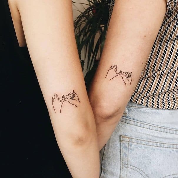 Топ-25 татуировок, показывающих крепкую связь между сестрами