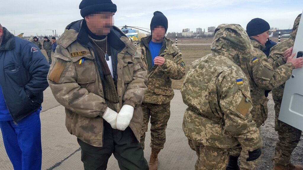 В Одессу доставили группу раненых бойцов АТО