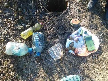 СБУ обнаружила на Донбассе два тайника со взрывчаткой