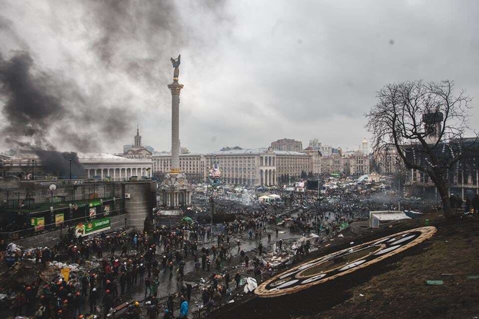 Кровавый Майдан: фотограф опубликовал неизвестные снимки с Институтской