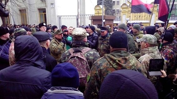 Погроми в центрі Києва: хуліганам загрожує до 4 років в'язниці