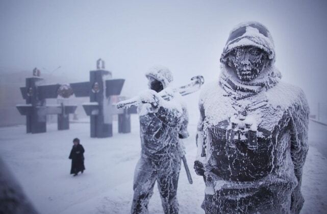 Ад замерз: опубликованы фото самого холодного города в мире
