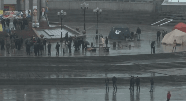 Операция "зачистка": из центра Киева убрали "Майдан-3". Опубликованы фото
