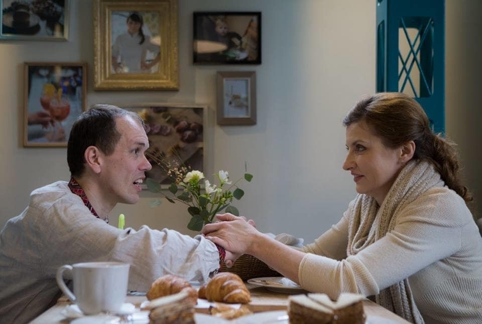 Жена Порошенко сходила на кофе с больным ДЦП, которого выгнали из львовского ресторана: опубликованы фото