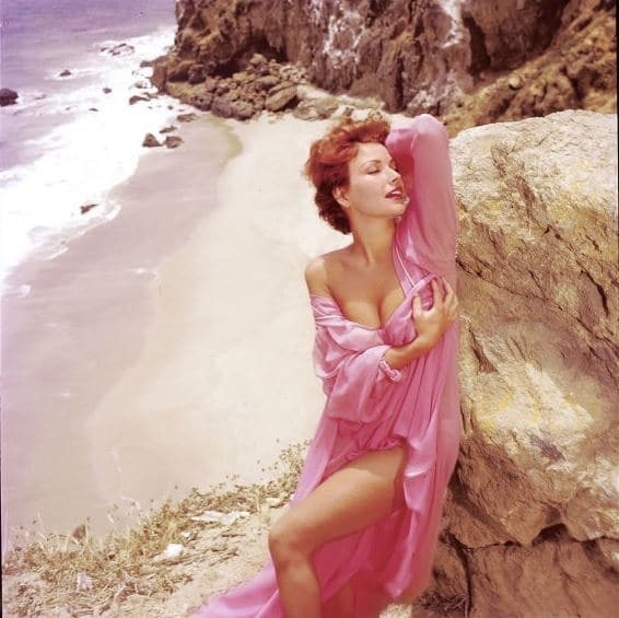 Опубліковані фото знаменитих моделей журналу Playboy 50-х років