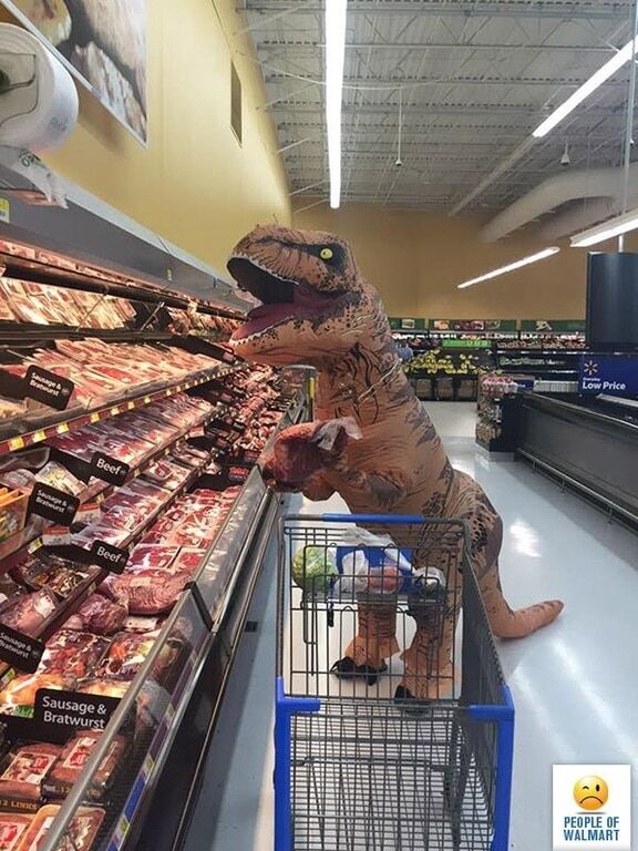 Тотальное безумие: фото странных покупателей американских супермаркетов