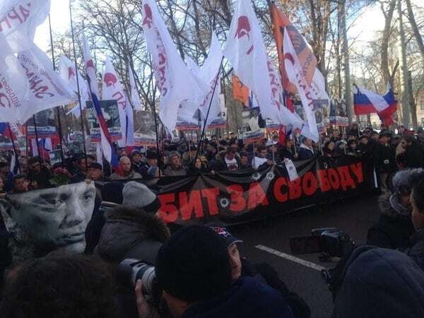 "Убитий за свободу": в Москві відбувся марш пам'яті Нємцова. Опубліковані фото і відео