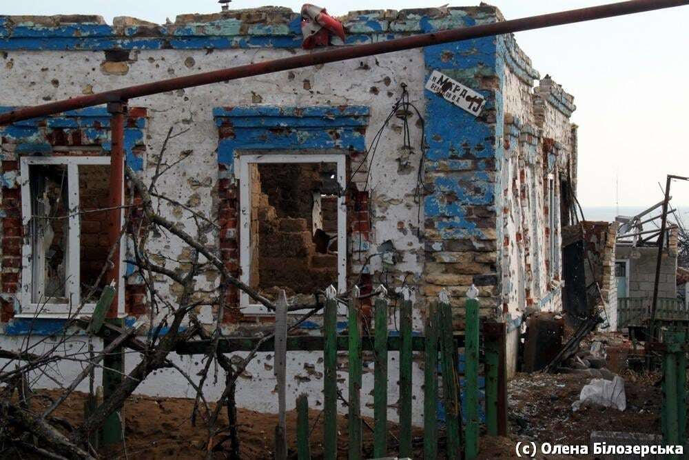 Постапокалипсис в Широкино: обнародованы фото оставленного террористами поселка