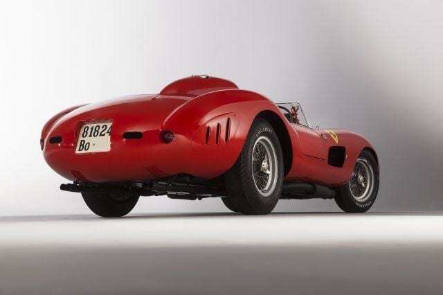 На аукционе был продан один из самых дорогих спорткаров в истории