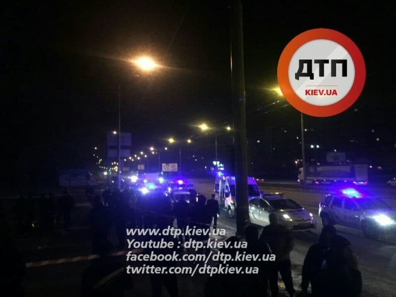 Погоня полиции в Киеве: появились жуткие фото с места стрельбы
