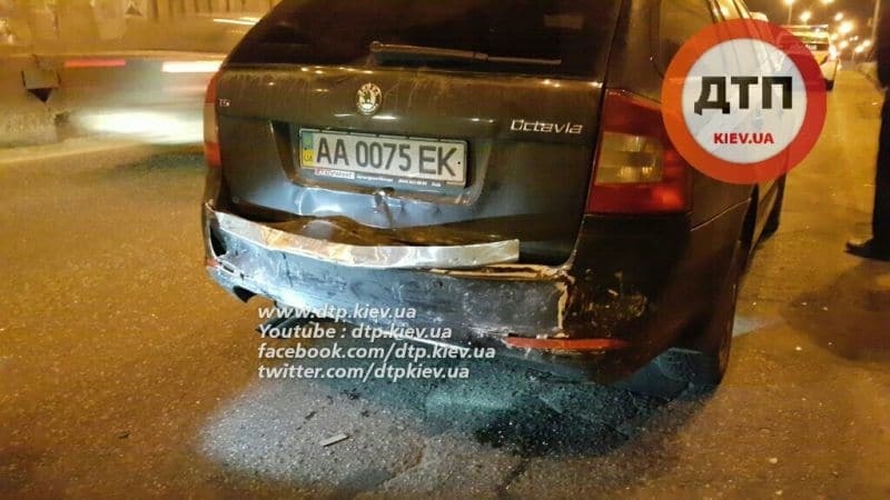 В Киеве таксист на Daewoo устроил "погром" в туннеле