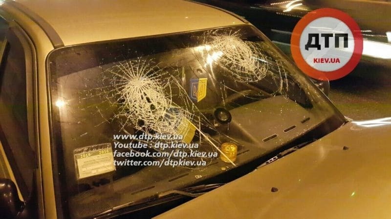 В Киеве таксист на Daewoo устроил "погром" в туннеле
