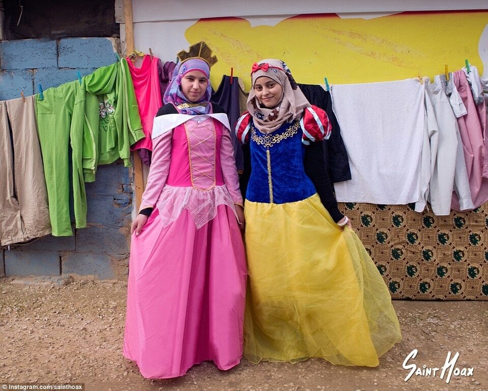 Хіджаб замість корони: доньок сирійських біженців одягнули, як диснеївських принцес. Фоторепортаж