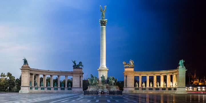 Смена дня и ночи: потрясающие панорамные фото Будапешта