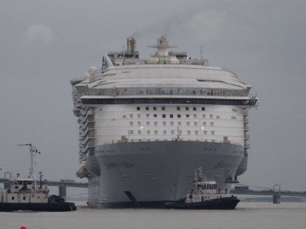 У Франції зійшов на воду найбільший круїзний лайнер у світі
