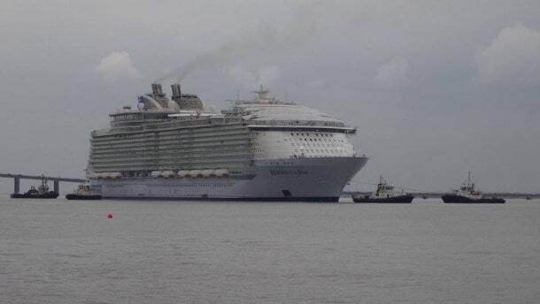 У Франції зійшов на воду найбільший круїзний лайнер у світі